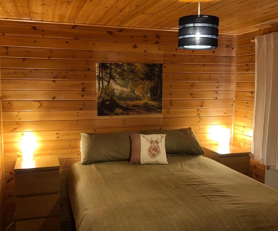Balquhidder Braes Holiday Park Lodges, Mostly With Hot Tubs And Pet Friendly, Ev Facilities ล็อคเฮิร์นเฮด ภายนอก รูปภาพ