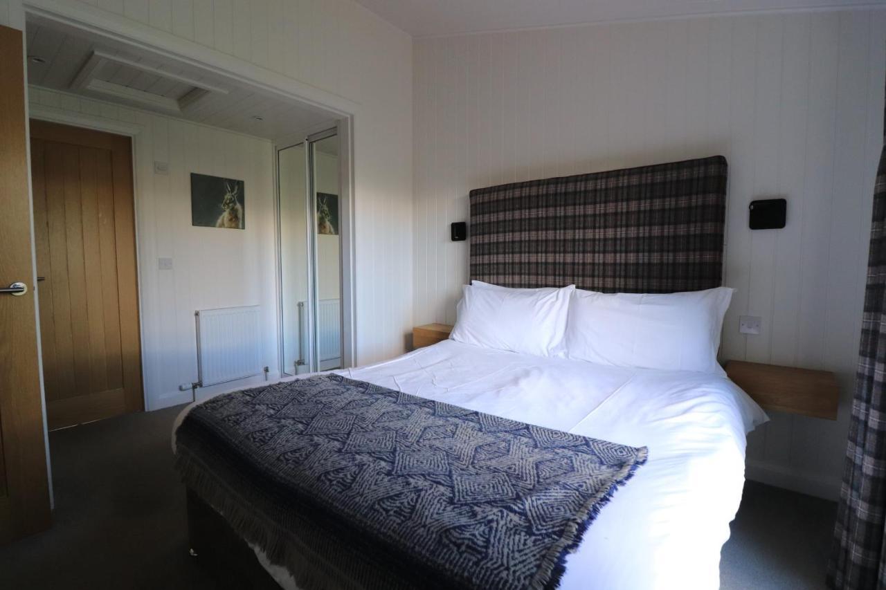 Balquhidder Braes Holiday Park Lodges, Mostly With Hot Tubs And Pet Friendly, Ev Facilities ล็อคเฮิร์นเฮด ภายนอก รูปภาพ