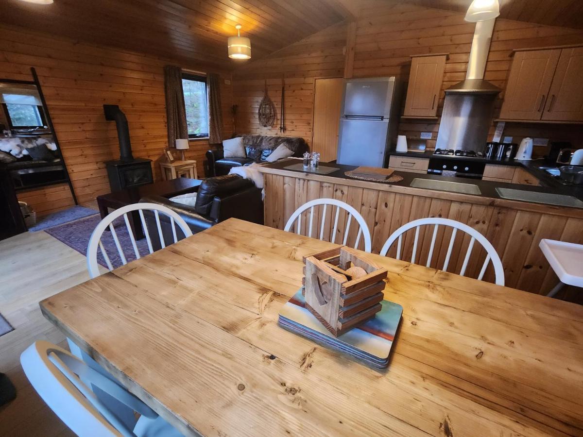 Balquhidder Braes Holiday Park Lodges, Mostly With Hot Tubs And Pet Friendly, Ev Facilities ล็อคเฮิร์นเฮด ภายนอก รูปภาพ