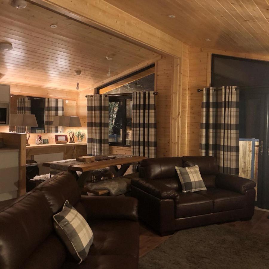 Balquhidder Braes Holiday Park Lodges, Mostly With Hot Tubs And Pet Friendly, Ev Facilities ล็อคเฮิร์นเฮด ภายนอก รูปภาพ
