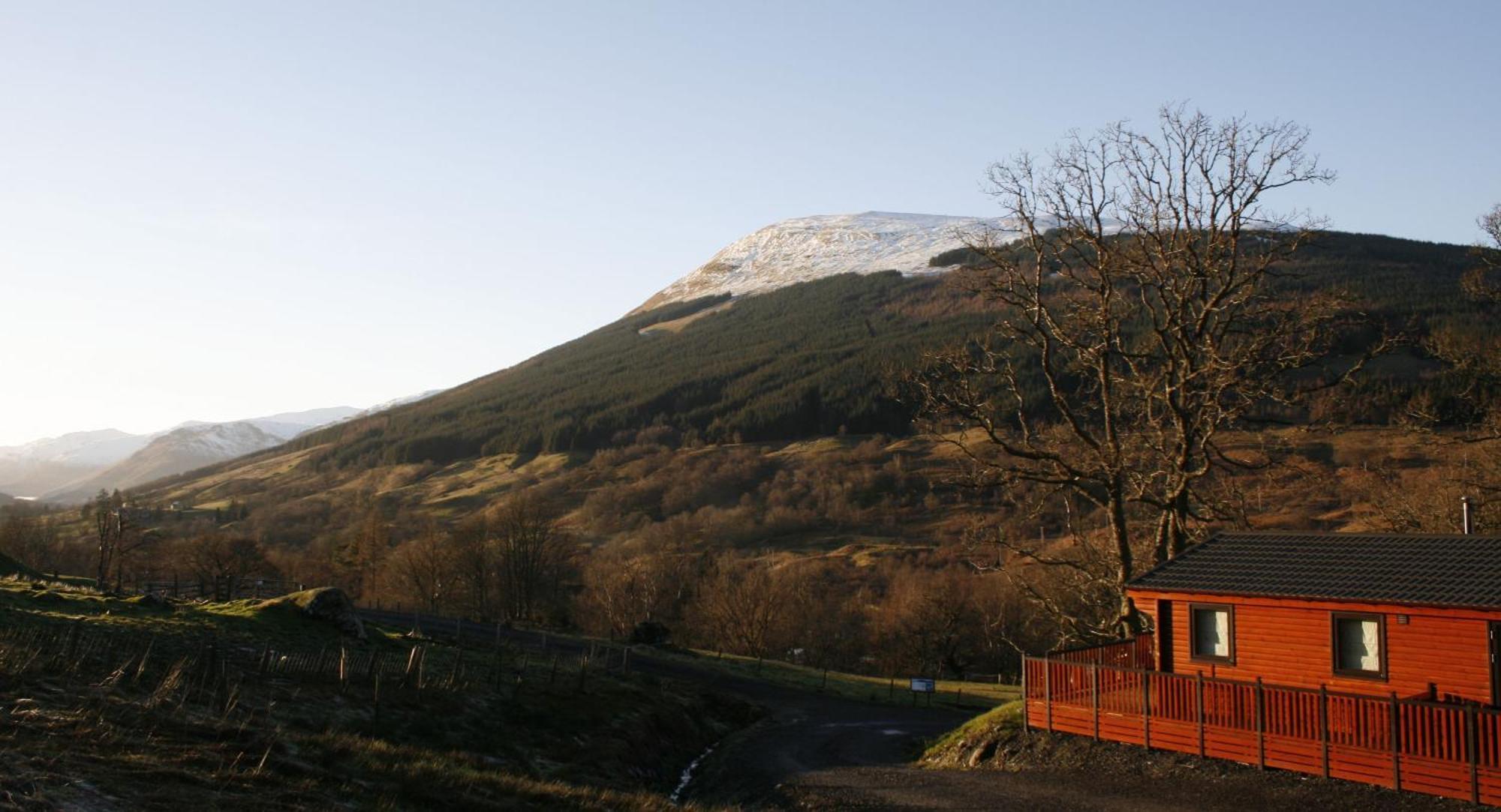 Balquhidder Braes Holiday Park Lodges, Mostly With Hot Tubs And Pet Friendly, Ev Facilities ล็อคเฮิร์นเฮด ภายนอก รูปภาพ