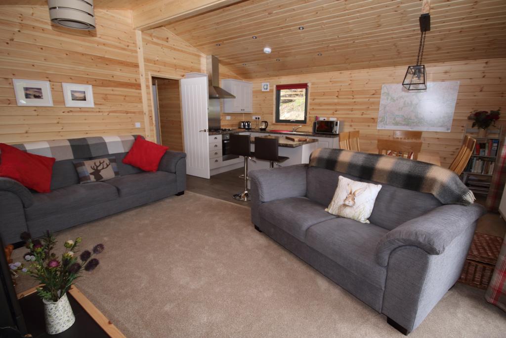 Balquhidder Braes Holiday Park Lodges, Mostly With Hot Tubs And Pet Friendly, Ev Facilities ล็อคเฮิร์นเฮด ภายนอก รูปภาพ