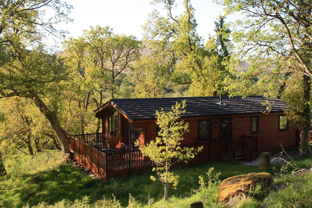 Balquhidder Braes Holiday Park Lodges, Mostly With Hot Tubs And Pet Friendly, Ev Facilities ล็อคเฮิร์นเฮด ภายนอก รูปภาพ