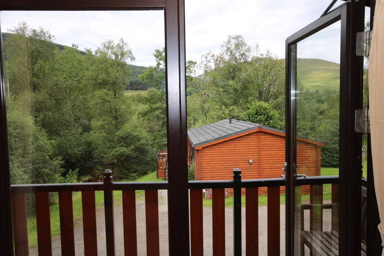 Balquhidder Braes Holiday Park Lodges, Mostly With Hot Tubs And Pet Friendly, Ev Facilities ล็อคเฮิร์นเฮด ภายนอก รูปภาพ