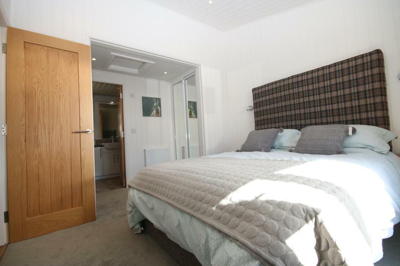 Balquhidder Braes Holiday Park Lodges, Mostly With Hot Tubs And Pet Friendly, Ev Facilities ล็อคเฮิร์นเฮด ภายนอก รูปภาพ